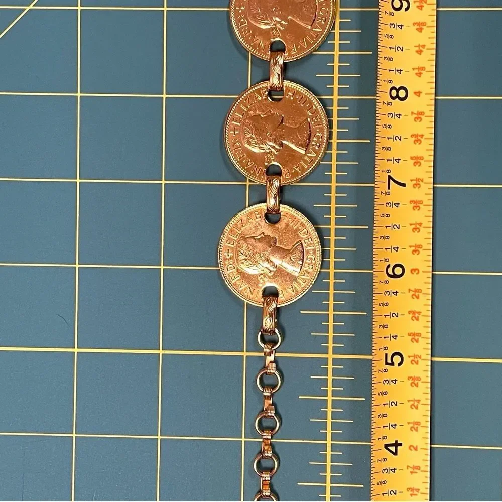 Vintage Queen Elizabeth II One Pense Coin Belt. Chain Coins belt Gold tone UK